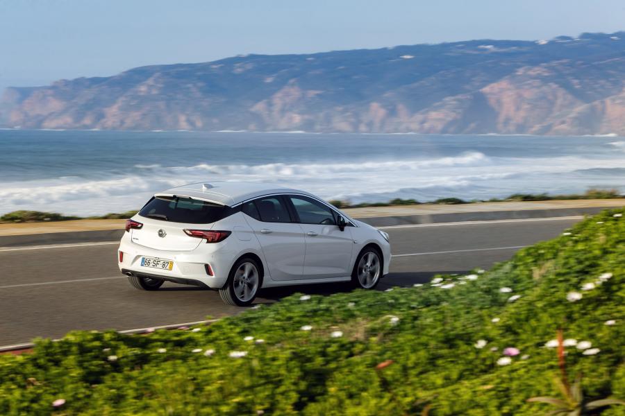  Opel Astra OPC Line Sport (K) 2016 года  (фото 24 из 31)